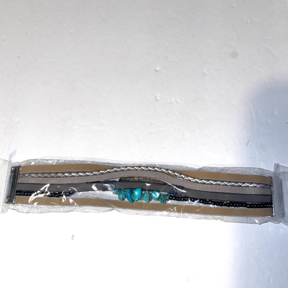 NWOT Feather Leather Wrap Bracelets for Women Braided Boho Multi-Layer Bangle - Picture 7 of 7